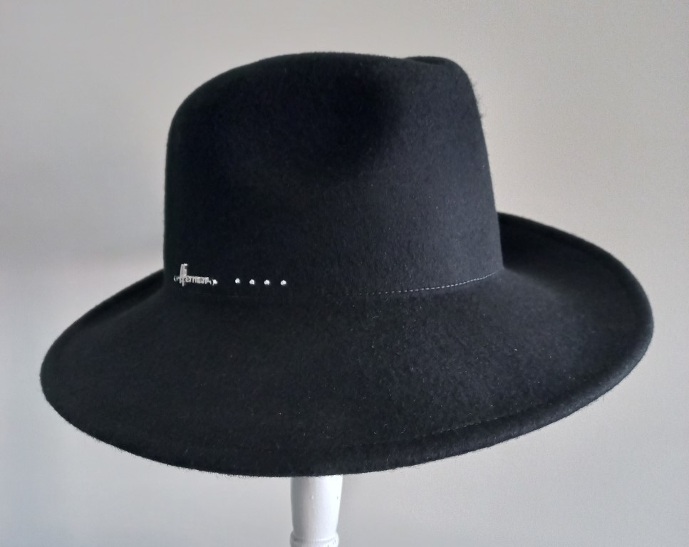 zwarte-dameshoed-470jip-1.jpg